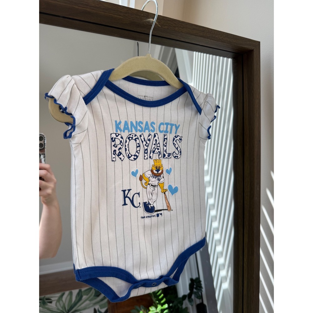 Kansas City Royals MLB Infant Bodysuit Baseball Pinstripe Onesie Girls Sz 6/9M